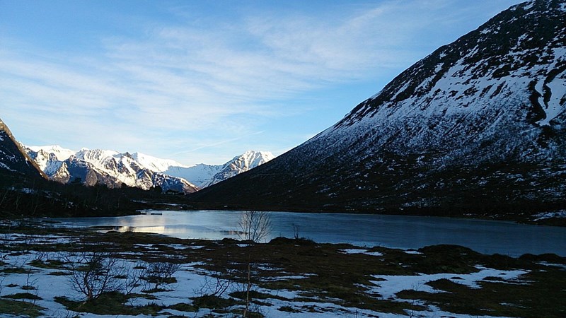 Bildegalleri - Skeiseis på Standalvatnet